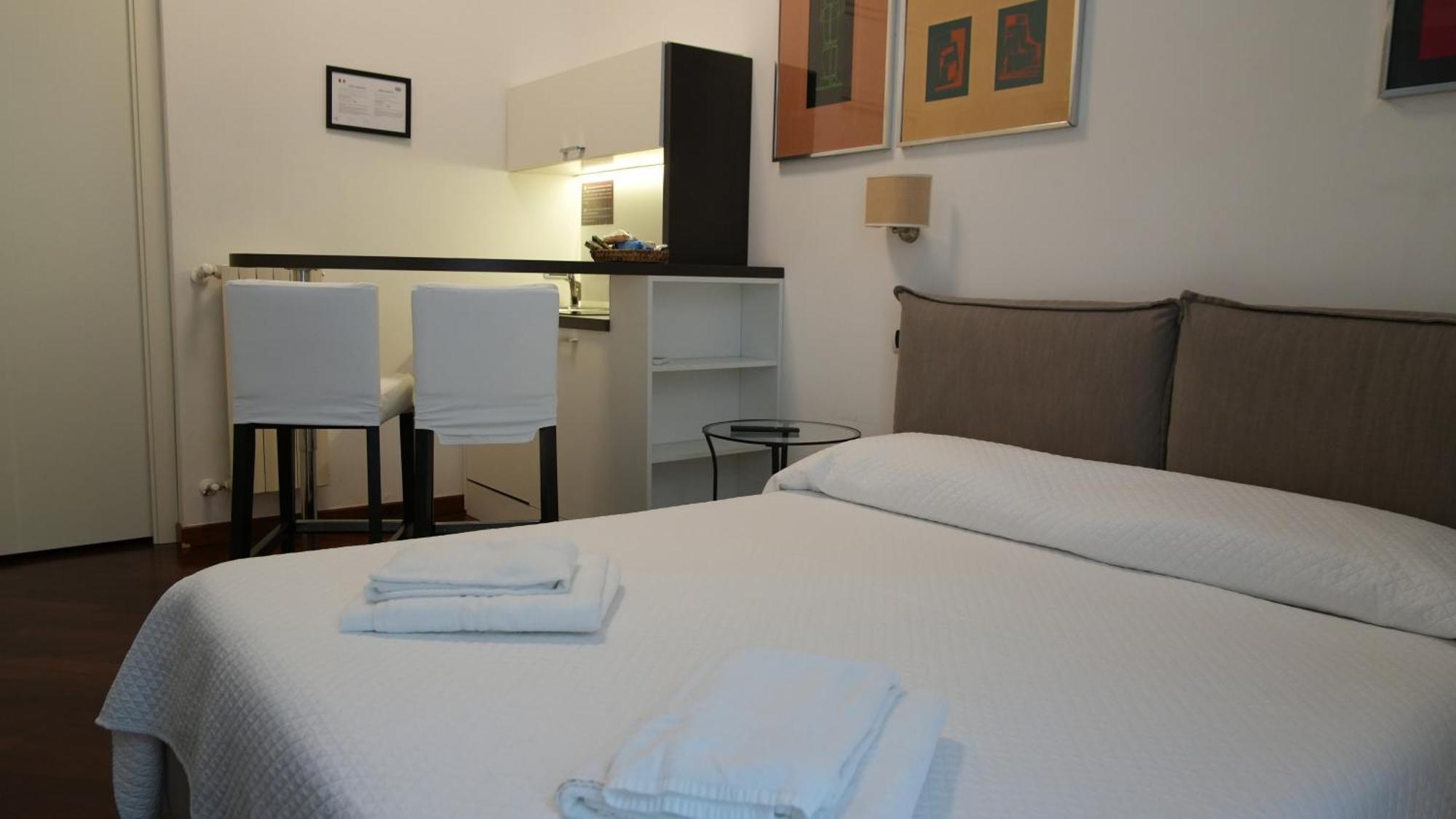 Luca Giordano 142 B&B Napels Buitenkant foto